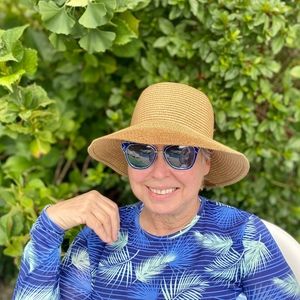Meet your Posher, Sherry